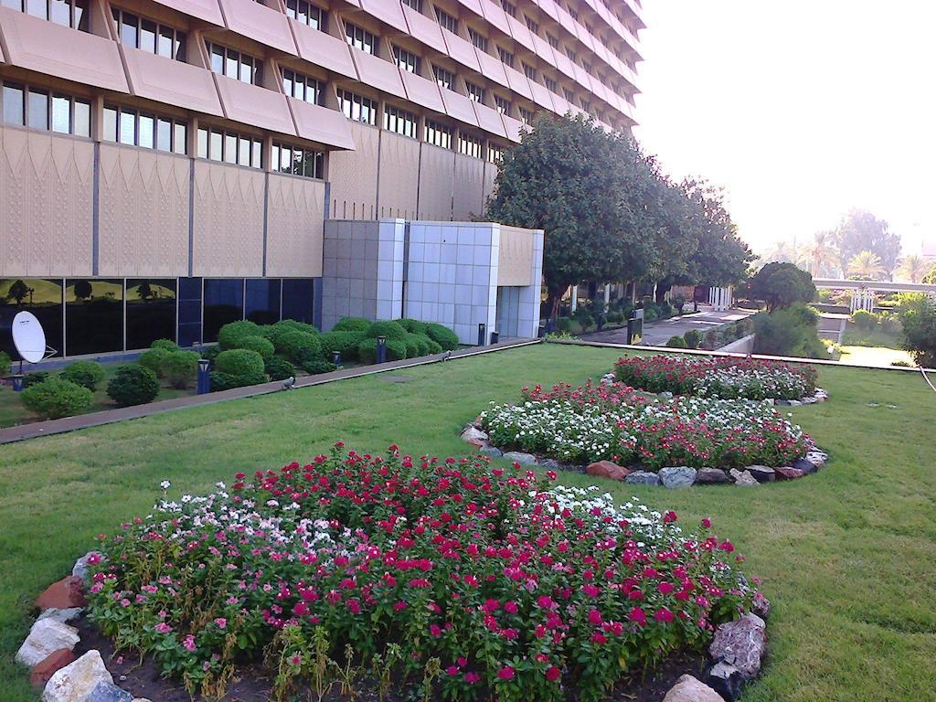 Royal Tulip Alrasheed Hotel Baghdād エクステリア 写真