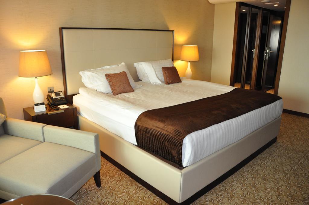 Royal Tulip Alrasheed Hotel Baghdād エクステリア 写真