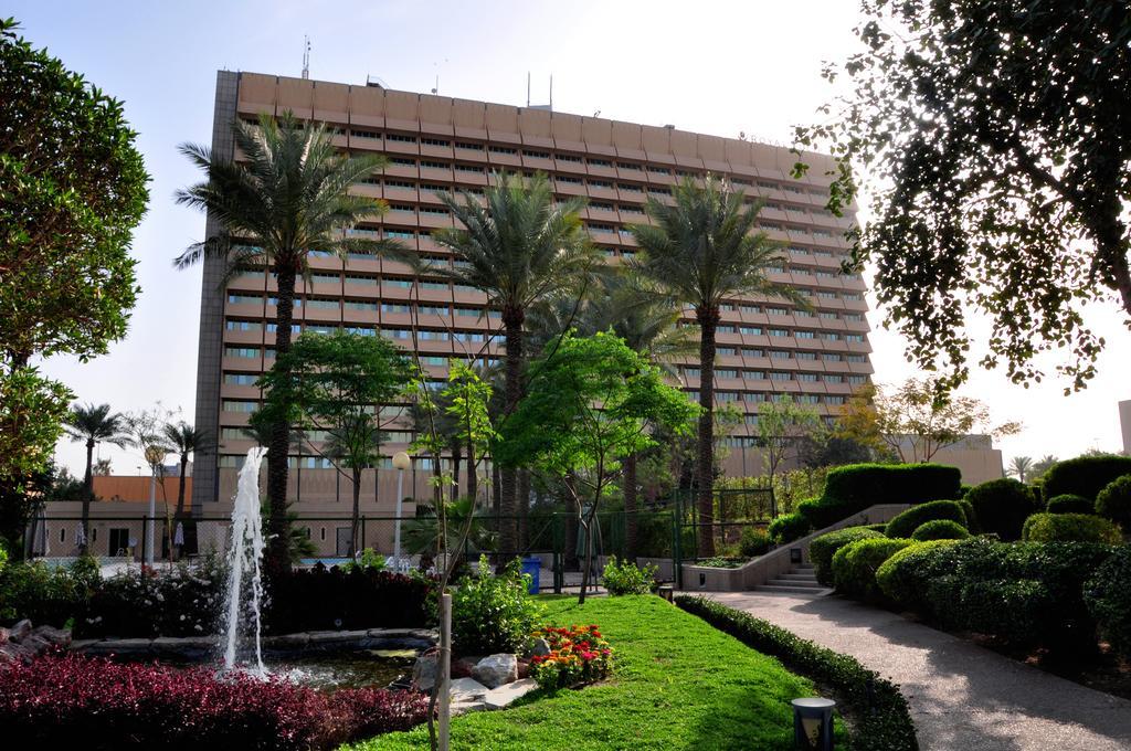 Royal Tulip Alrasheed Hotel Baghdād エクステリア 写真