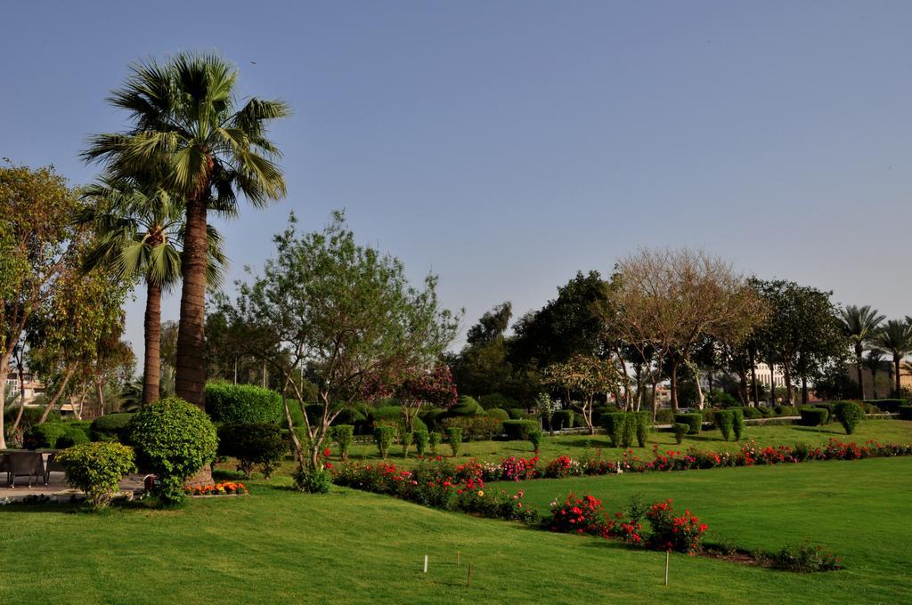 Royal Tulip Alrasheed Hotel Baghdād エクステリア 写真