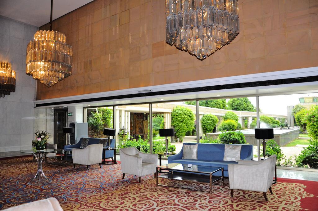Royal Tulip Alrasheed Hotel Baghdād エクステリア 写真