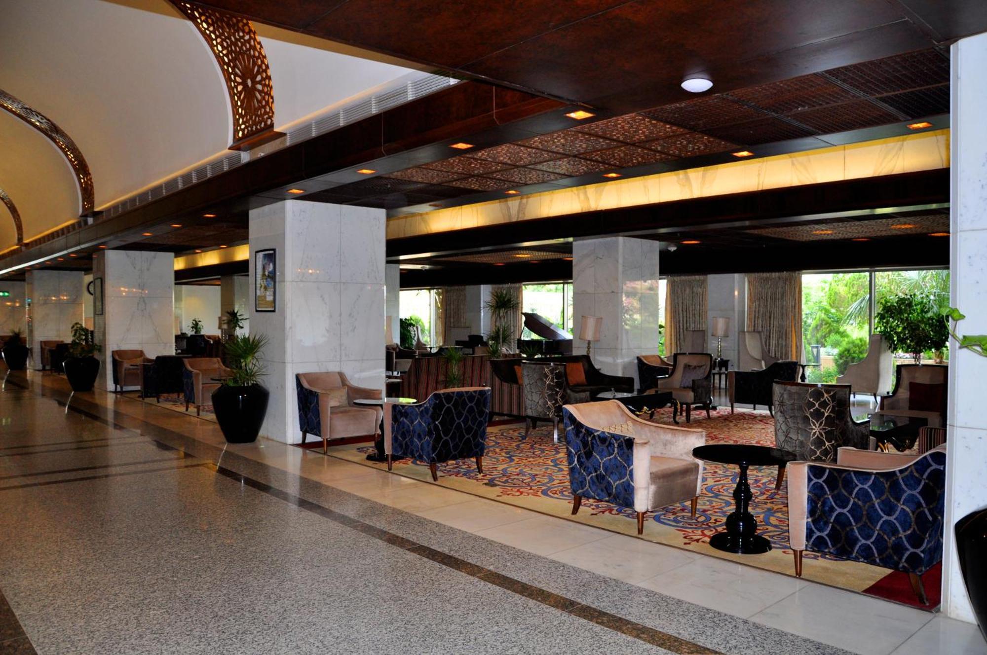 Royal Tulip Alrasheed Hotel Baghdād エクステリア 写真