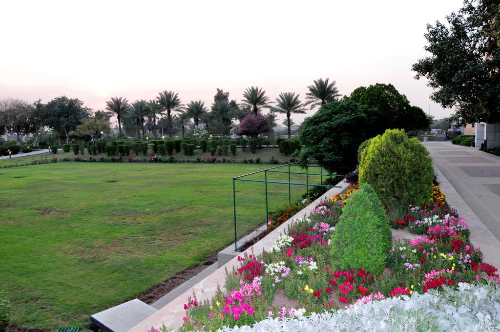 Royal Tulip Alrasheed Hotel Baghdād エクステリア 写真