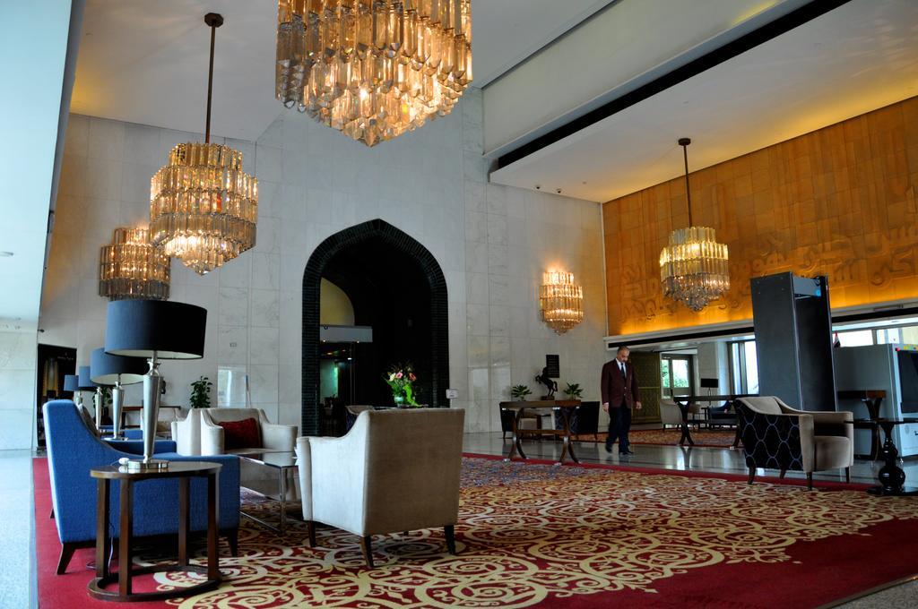 Royal Tulip Alrasheed Hotel Baghdād エクステリア 写真