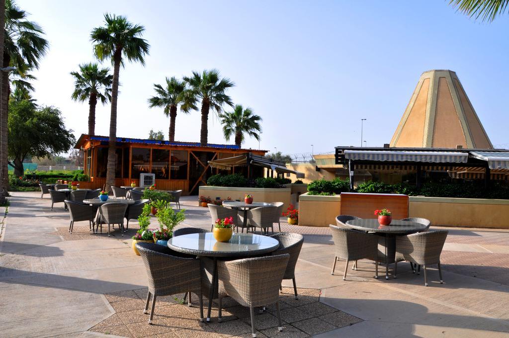 Royal Tulip Alrasheed Hotel Baghdād エクステリア 写真